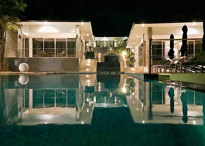 Luxury 4 Bedrooms With Ocean View Uluwatu (Bali)