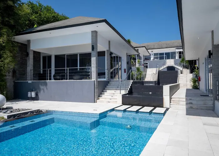 Luxury 4 Bedrooms With Ocean View * Uluwatu (Bali)